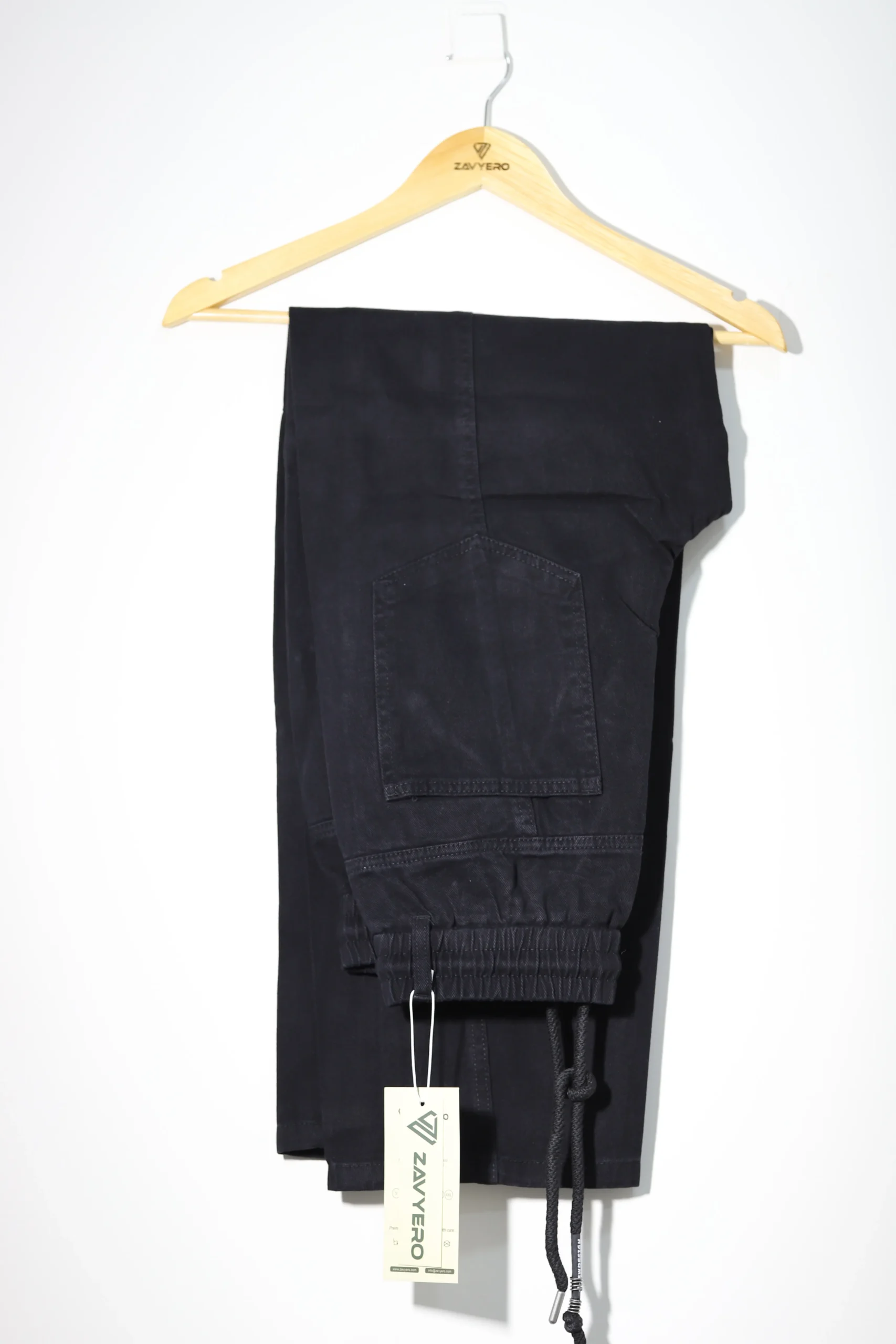 Men's Classic Black Regular Fit Straight Leg Jeans - Image 3