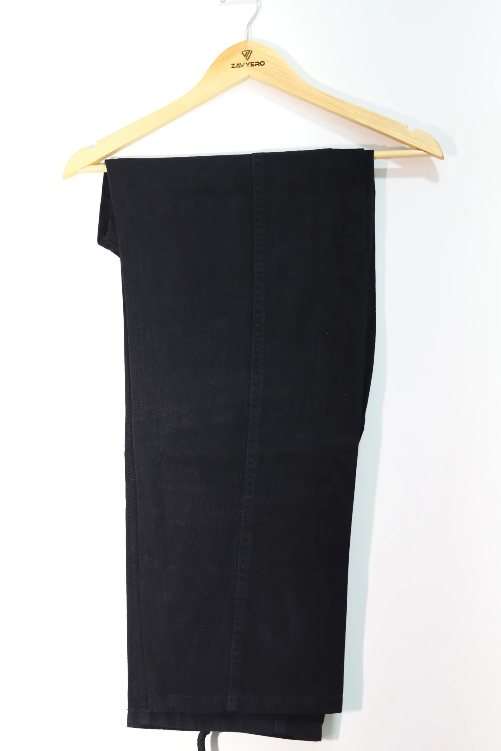 Men's Classic Black Regular Fit Straight Leg Jeans - Image 2