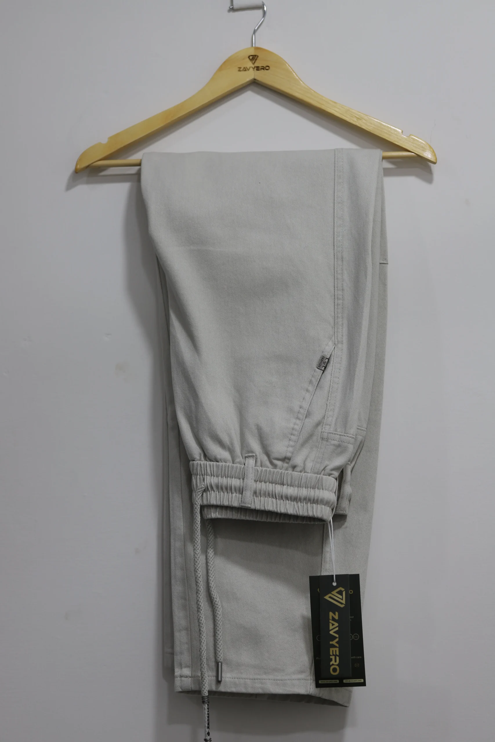 Men's Faded Grey Baggy Fit Denim Jeans - Image 4