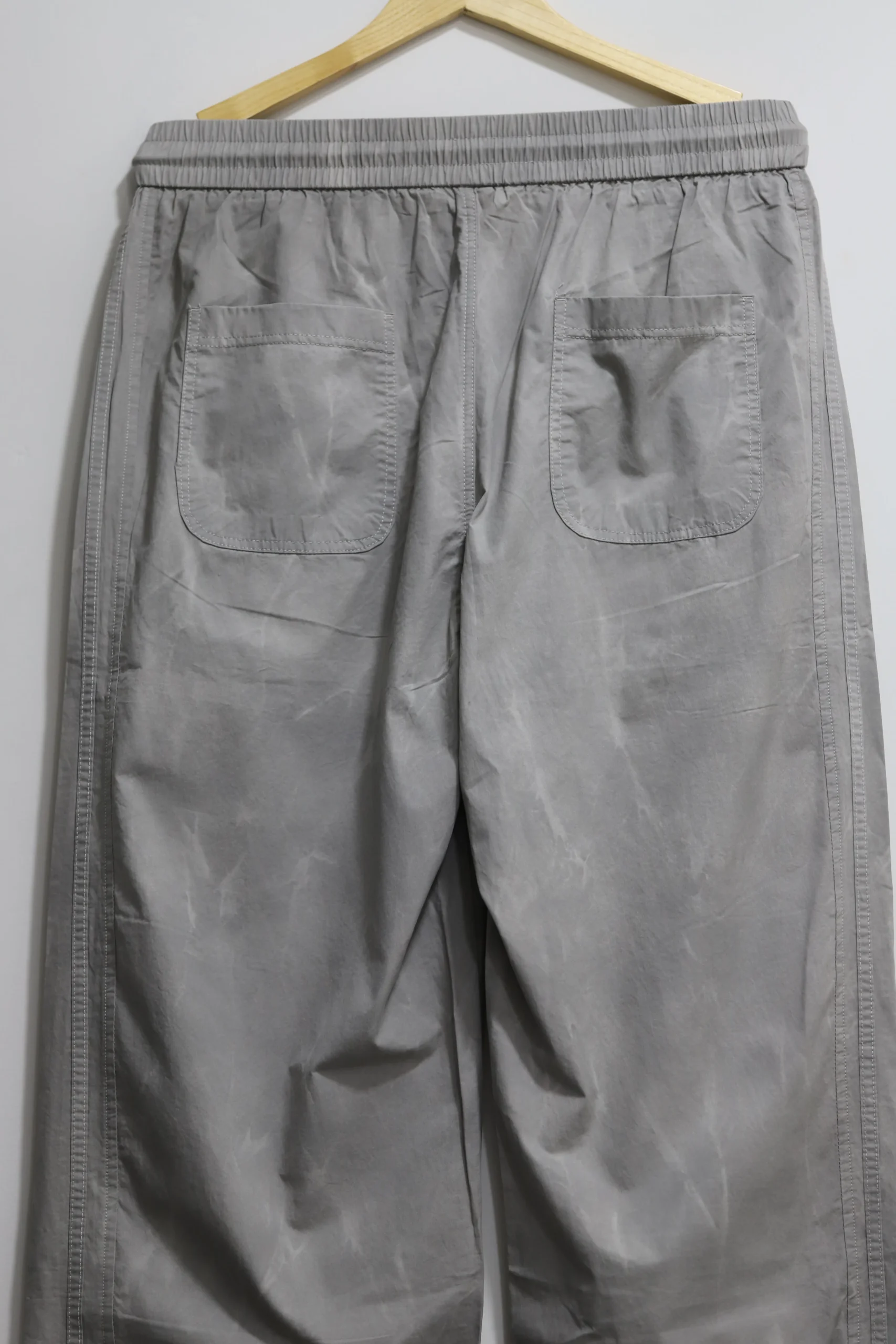 Men's Loose Fit Grey Casual Trousers & Chinos - Image 6