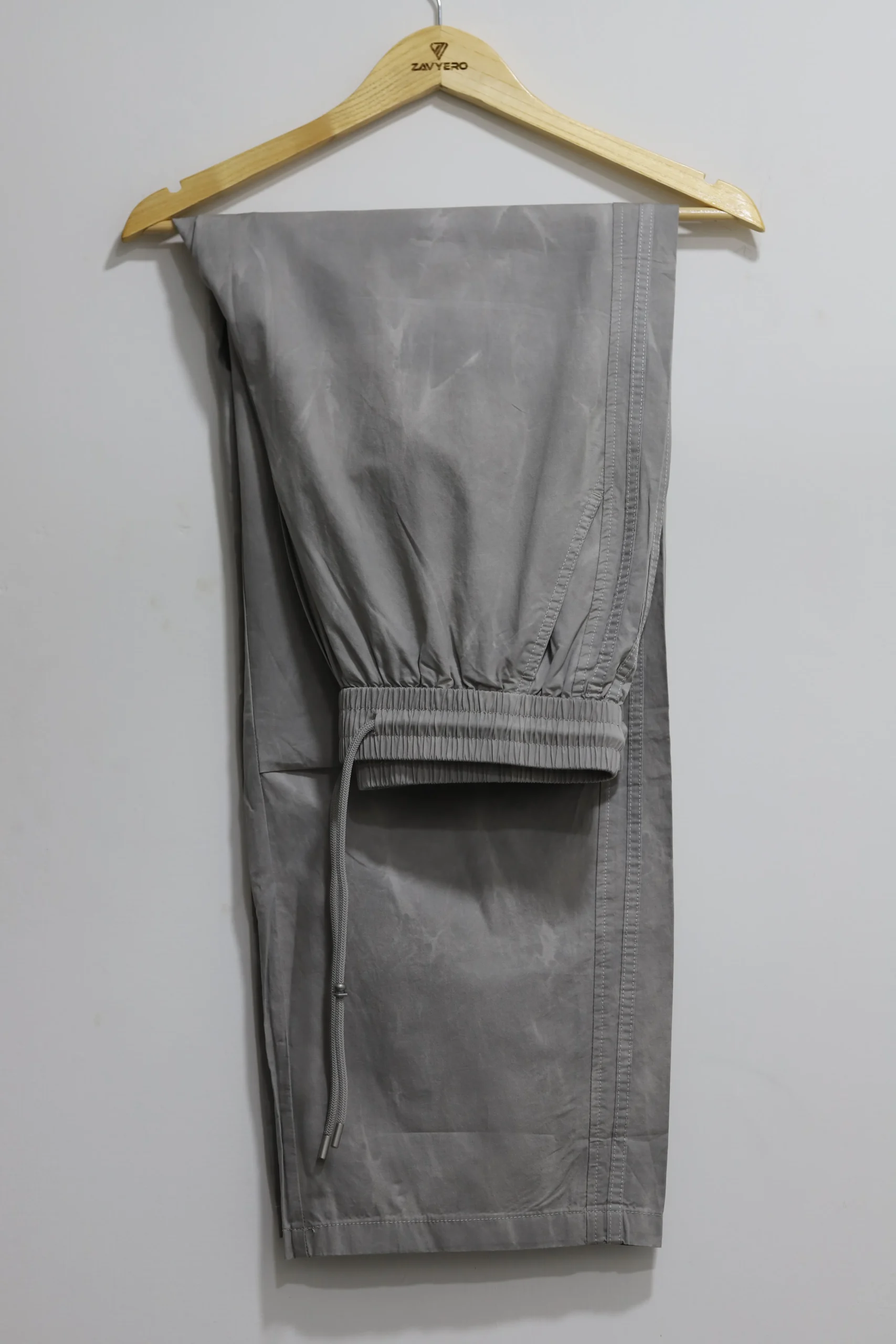 Men's Loose Fit Grey Casual Trousers & Chinos - Image 10