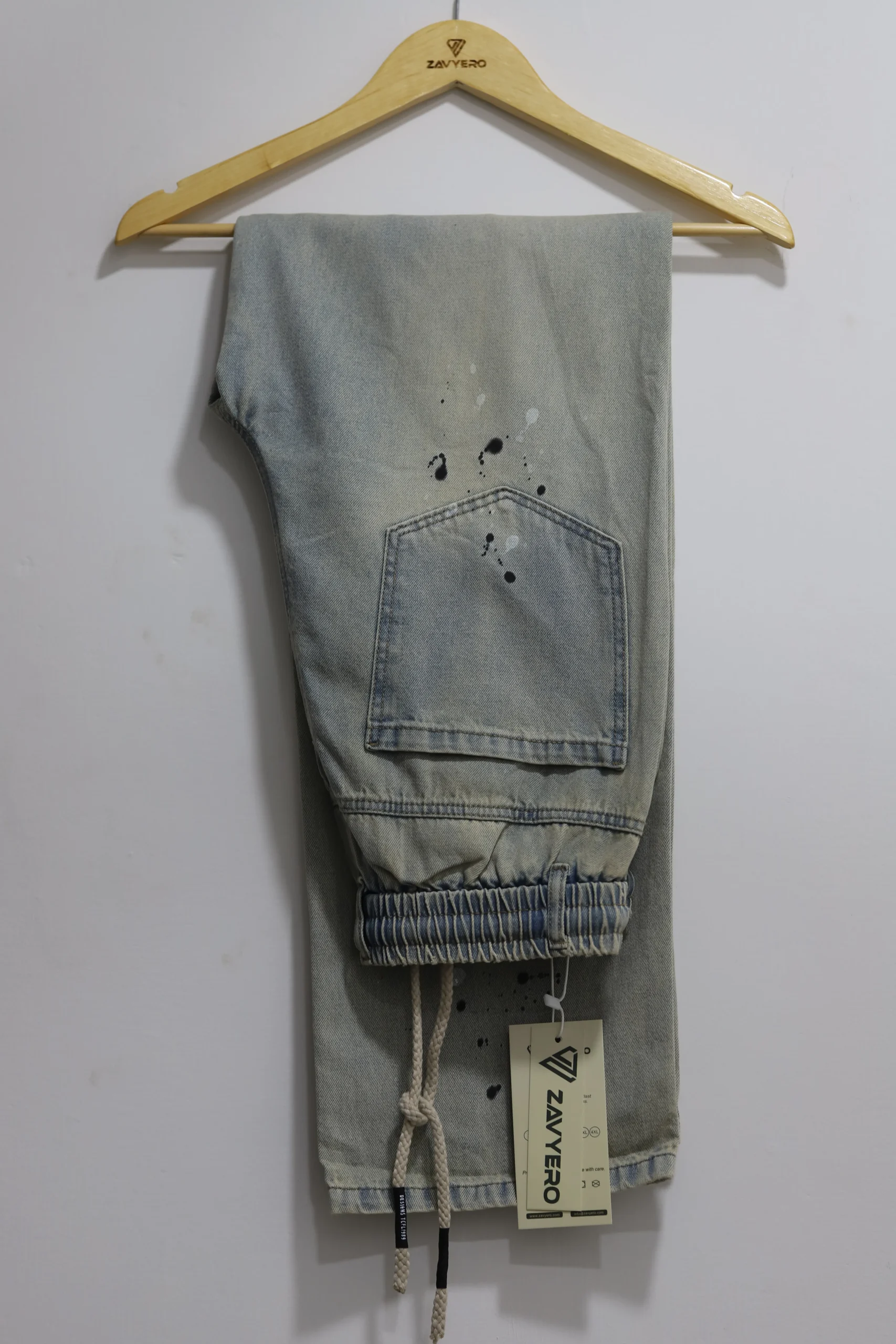 Men's Light Blue Vintage Wash Baggy Fit Jeans - Image 5