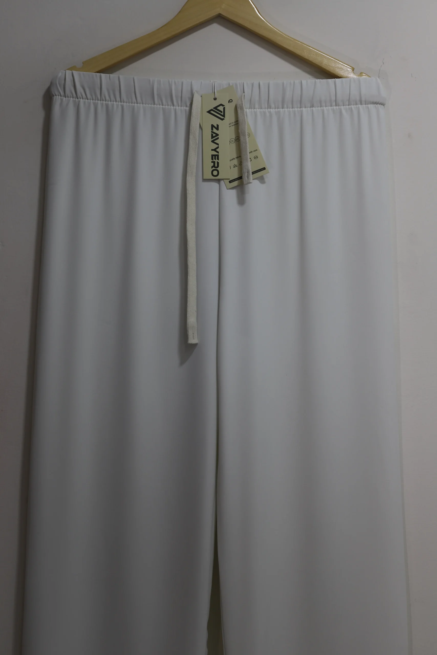 Women’s White Baggy Trousers – High-Waisted Wide-Leg Summer Pants