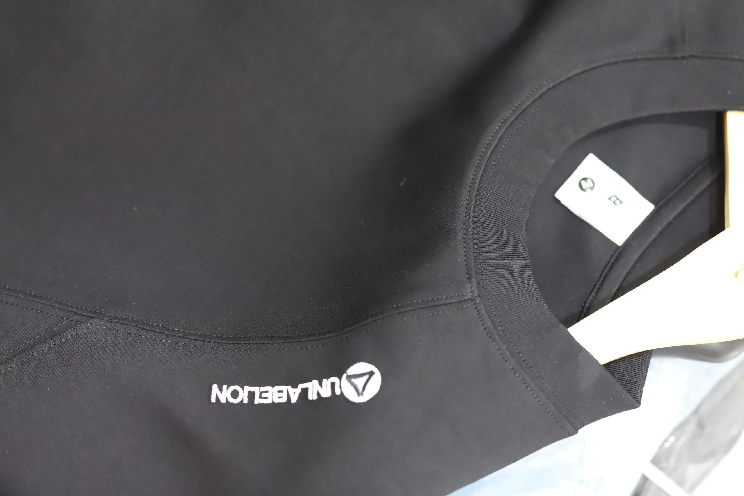 Women's Black Casual Tee for Everyday Wear - Image 3