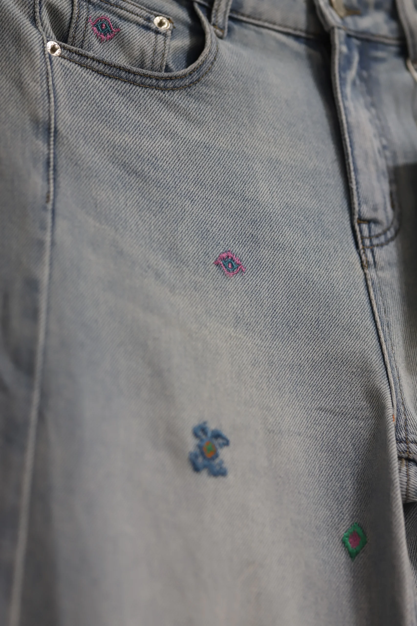 Women’s Light Blue Decorated Denim Jeans - Image 4