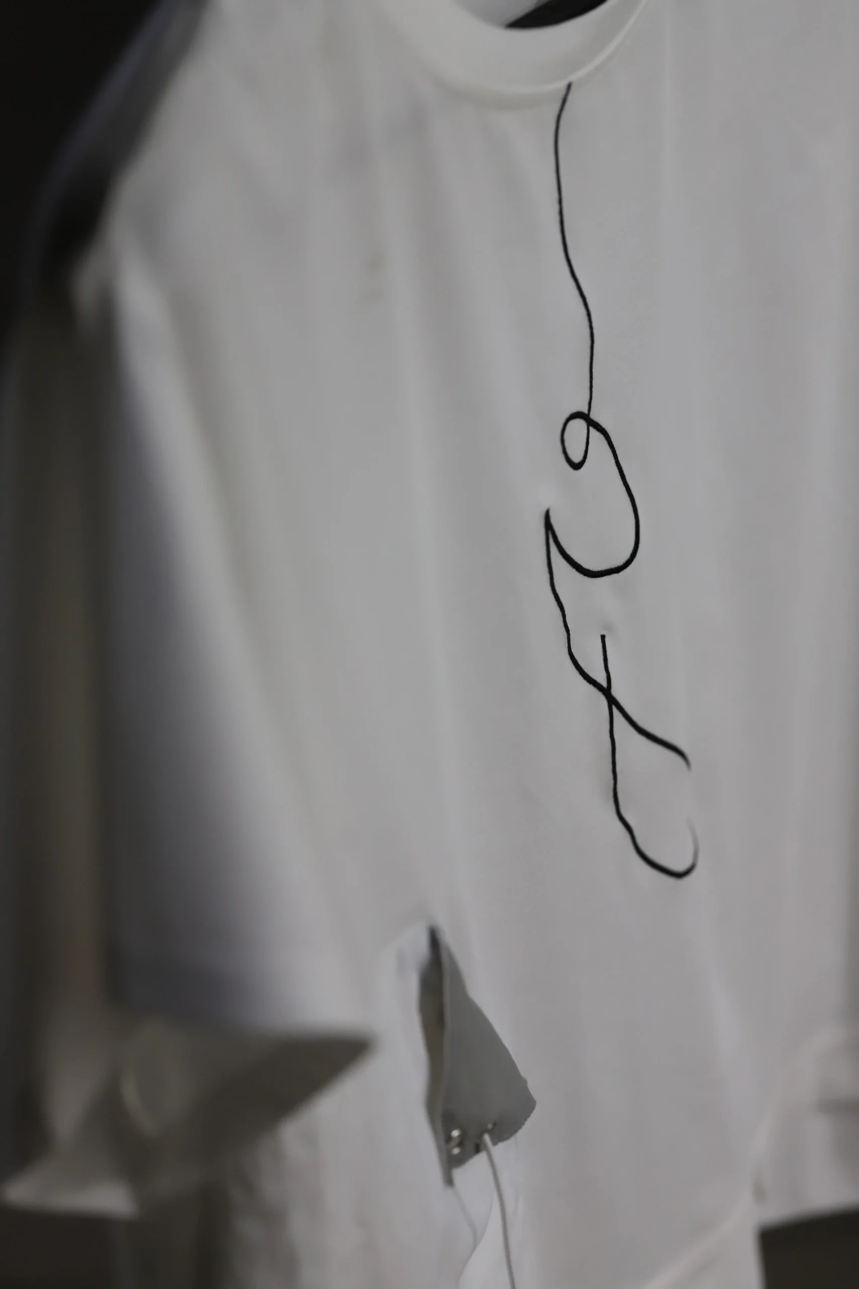Women's White Casual Wear Tee - Image 4