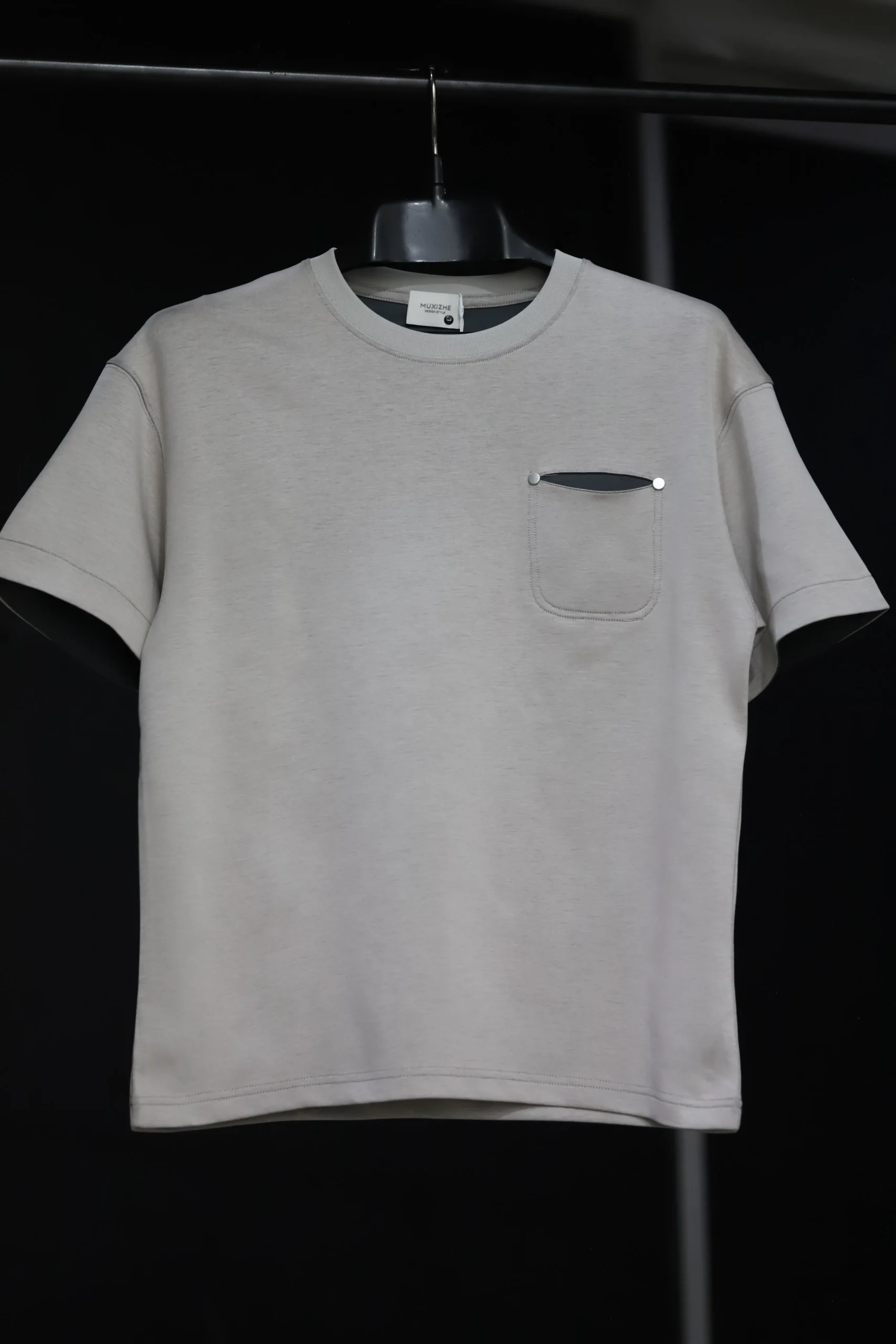 Men's Light Grey Minimalist Crew Neck T-Shirt