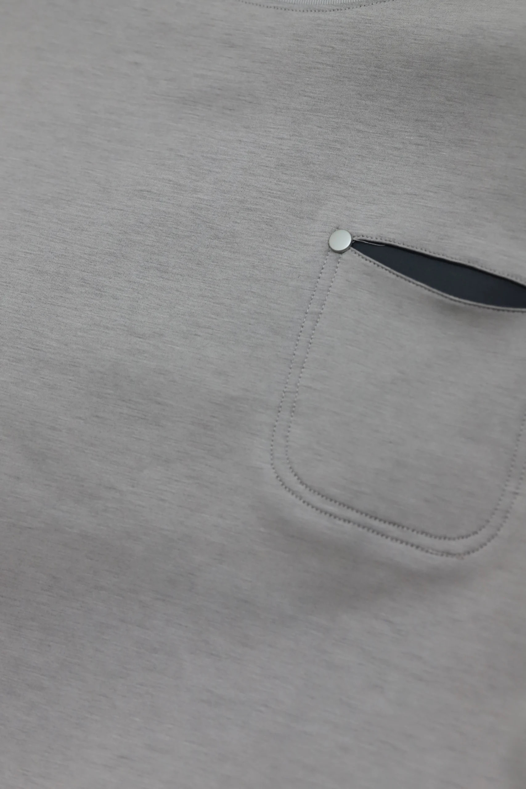 Men's Light Grey Minimalist Crew Neck T-Shirt - Image 4